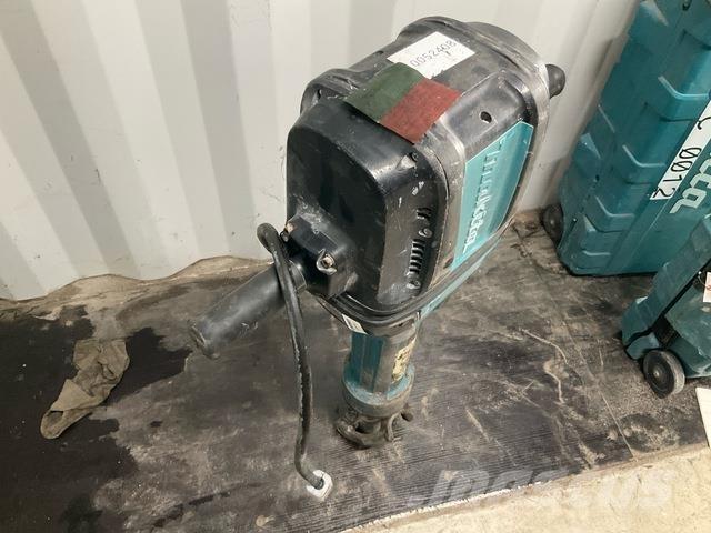 Makita HM1812 أخرى