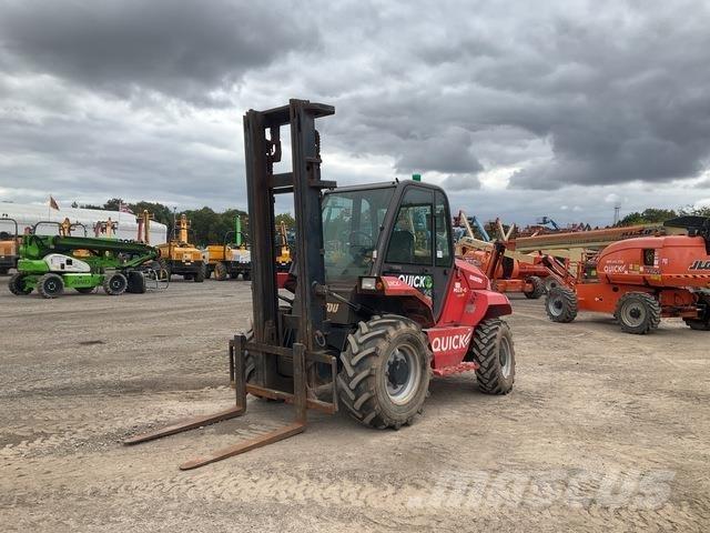 Manitou M26-4 شاحنات الطرق الوعرة