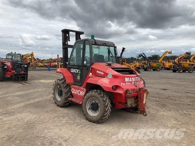 Manitou M26-4 شاحنات الطرق الوعرة