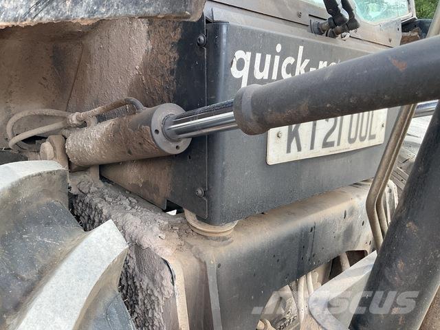 Manitou M30-4 شاحنات الطرق الوعرة