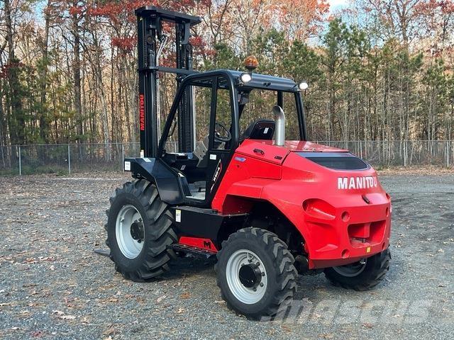Manitou M30-4 شاحنات الطرق الوعرة