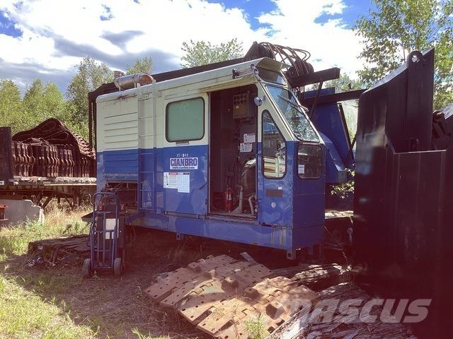 Manitowoc 3900 رافعات مجنزرة