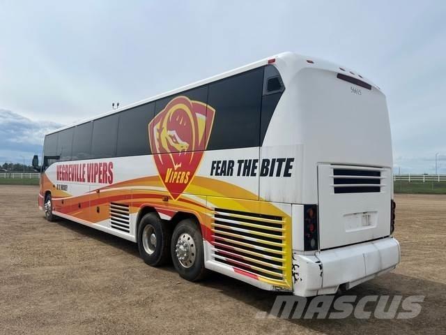 MCI J4500 حافلة صغيرة
