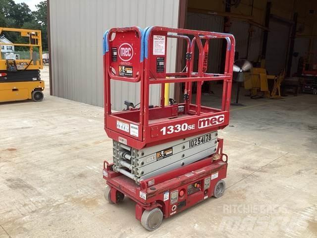 MEC 1330SE رافعات مقصية الشكل