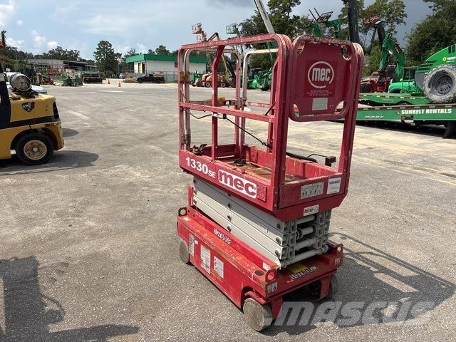 MEC 1330SE رافعات مقصية الشكل