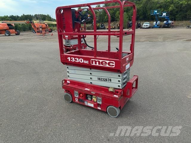 MEC 1330SE رافعات مقصية الشكل