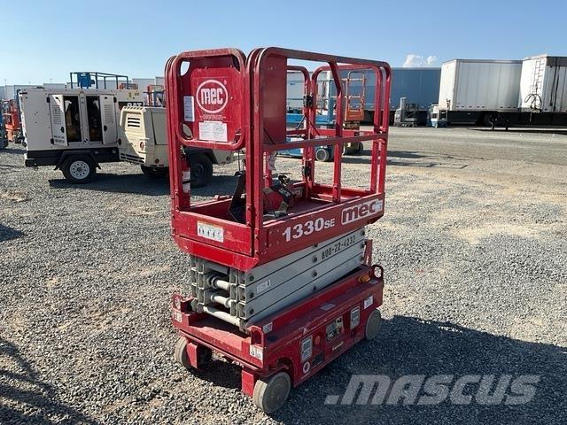 MEC 1330SE رافعات مقصية الشكل