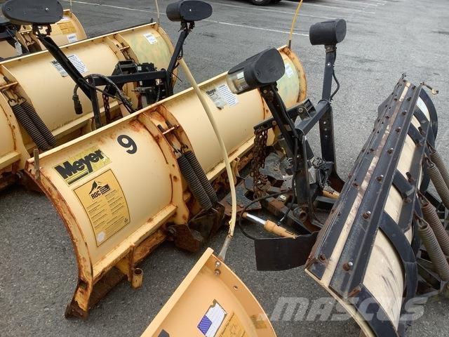 Meyer LP-8.5 حراثات ونصول الجليد