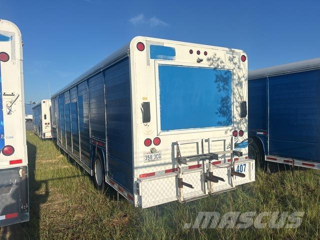 Mickey  مقطورات نقل المشروبات