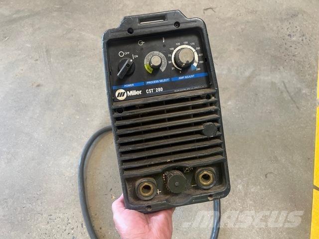 Miller CST-280 ماكينات لحام