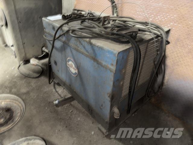 Miller SRH-444 ماكينات لحام