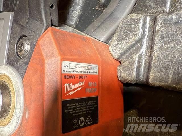 MILWAUKEE  أخرى