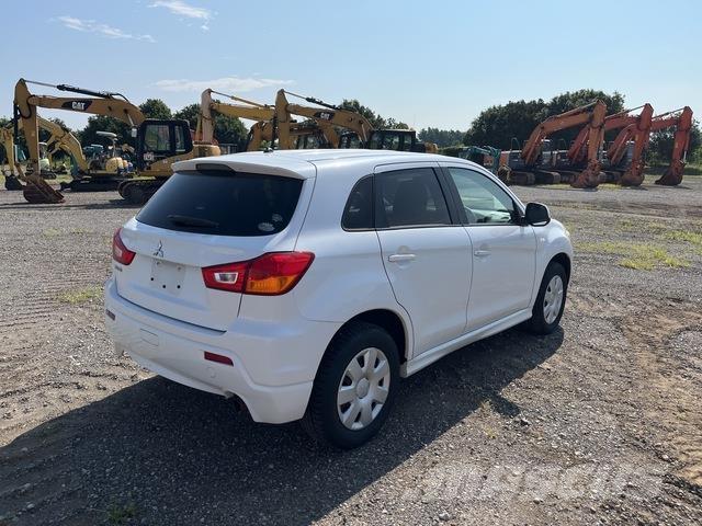 Mitsubishi RVR سيارات