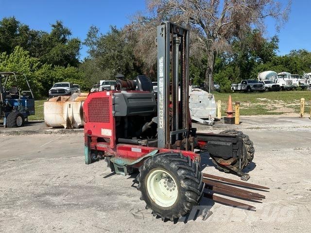 Moffett M5000 رافعات شوكية مثبتة على شاحنات