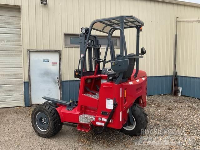 Moffett M55.4 رافعات شوكية مثبتة على شاحنات