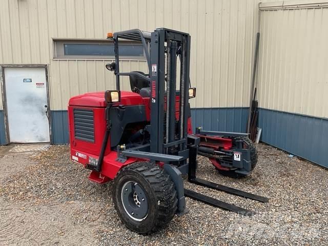 Moffett M55.4 رافعات شوكية مثبتة على شاحنات