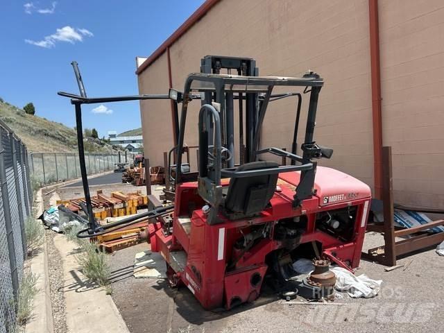 Moffett M55.4 رافعات شوكية مثبتة على شاحنات