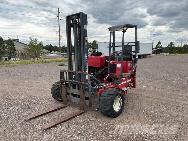Moffett M5500 رافعات شوكية مثبتة على شاحنات