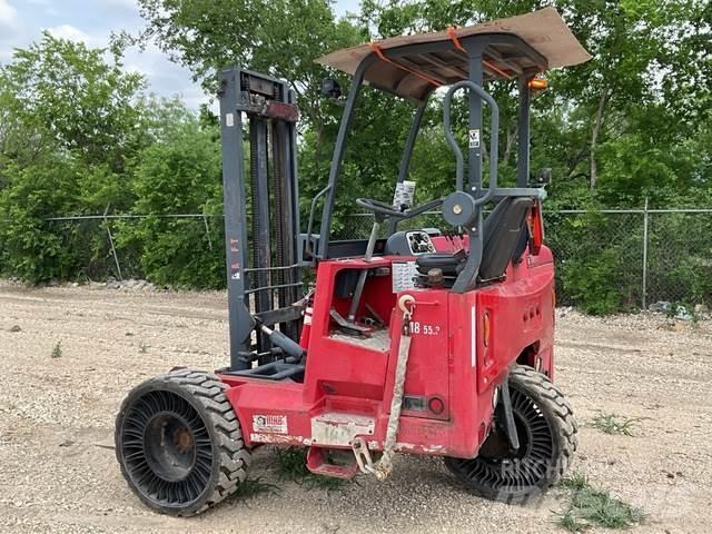 Moffett M855.3 رافعات شوكية مثبتة على شاحنات