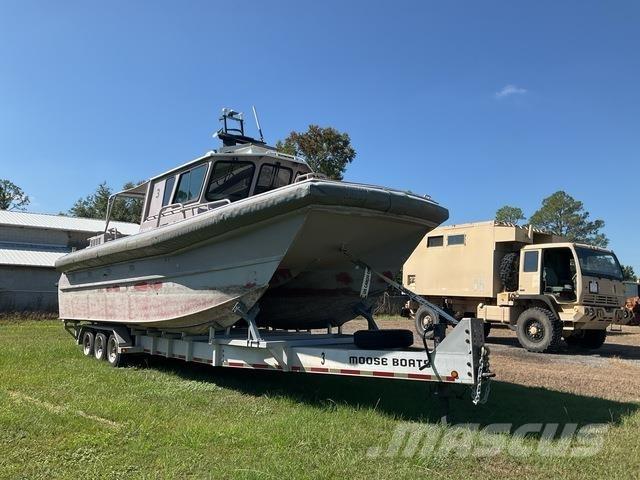  Moose M2-35 زوارق العمل / مراكب شحن