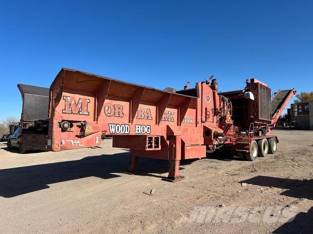 Morbark 5600 ماكينات الكشط/السحق