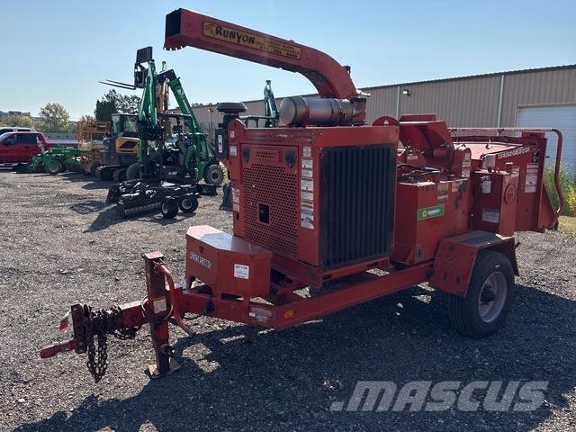 Morbark M15R ماكينات تقطيع أخشاب الحراجة