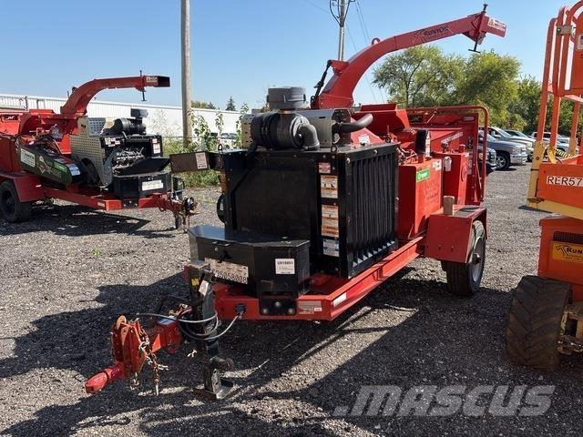 Morbark M15R ماكينات تقطيع أخشاب الحراجة