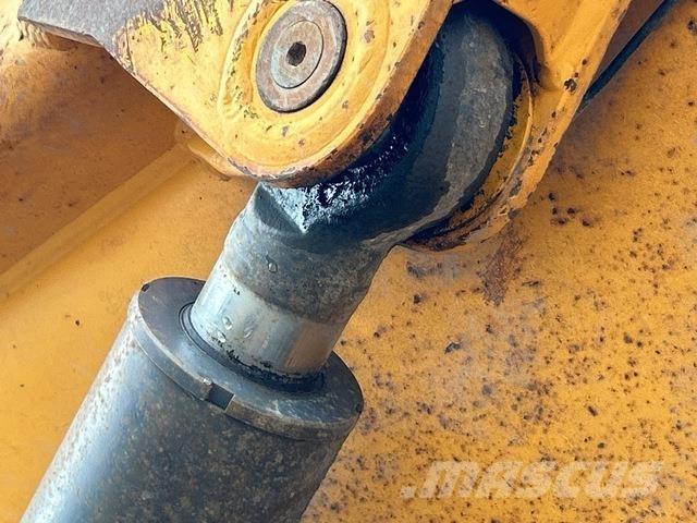 Moxy MT 41 ساحبات مفصلية