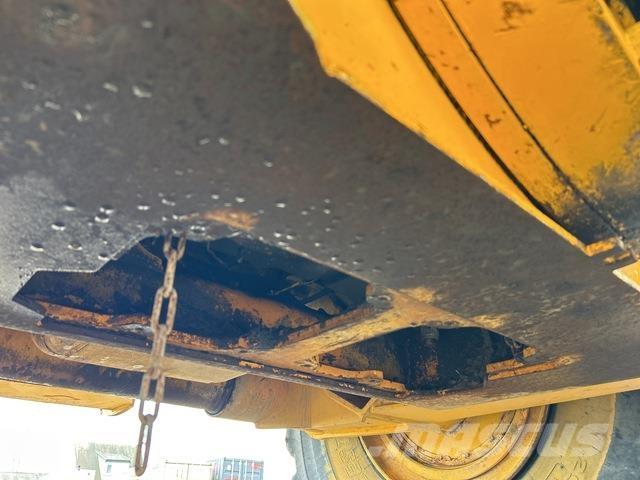 Moxy MT-41 ساحبات مفصلية