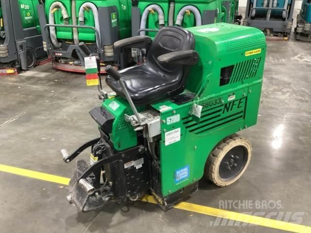 National 5700 أخرى