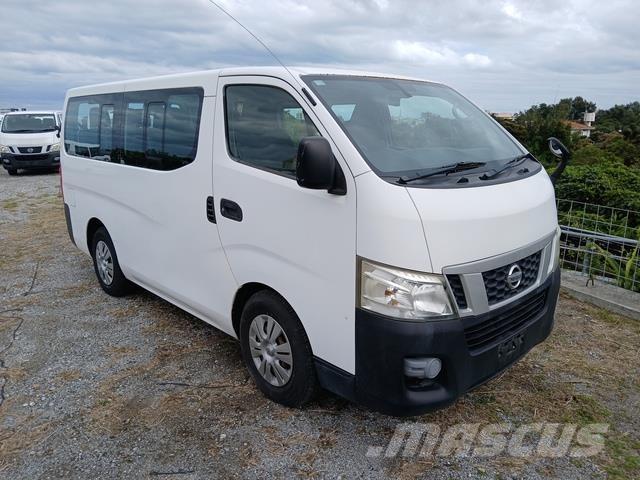 Nissan Caravan حافلة صغيرة