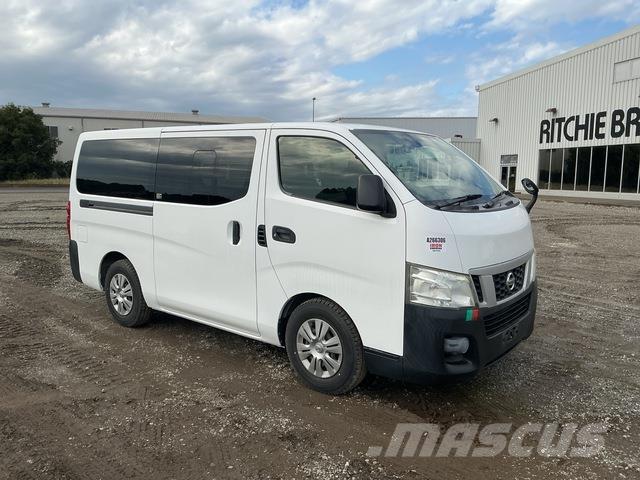 Nissan Caravan حافلة صغيرة