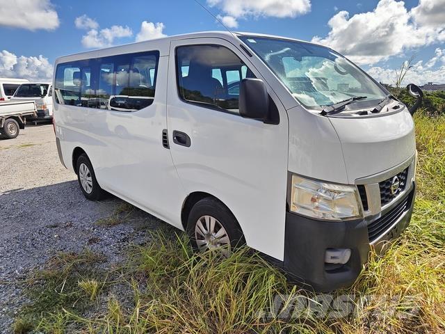 Nissan Caravan حافلة صغيرة