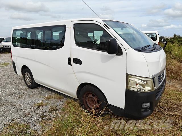 Nissan Caravan حافلة صغيرة