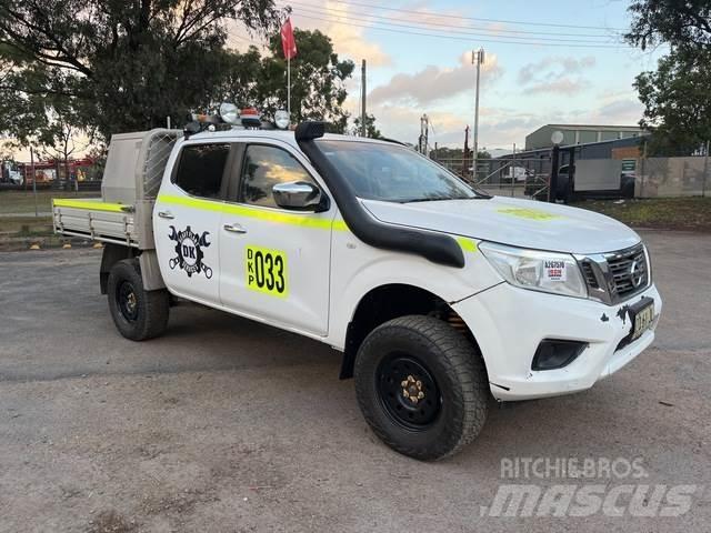 Nissan Navara شاحنات خفيفة/مفصلية الجوانب