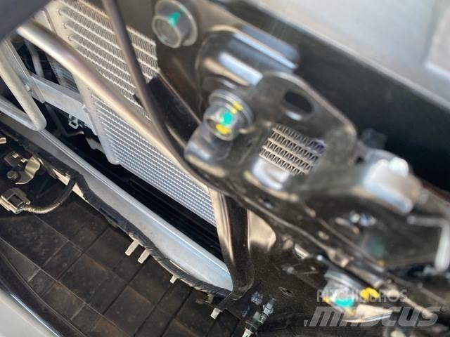 Nissan Navara أخرى
