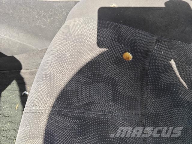 Nissan SYLPHY سيارات