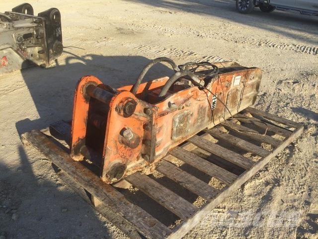 NPK GH-9 مطارق / كسارات