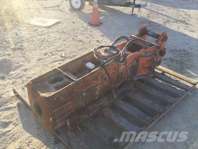 NPK GH-9 مطارق / كسارات