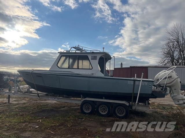  Offshore زوارق العمل / مراكب شحن