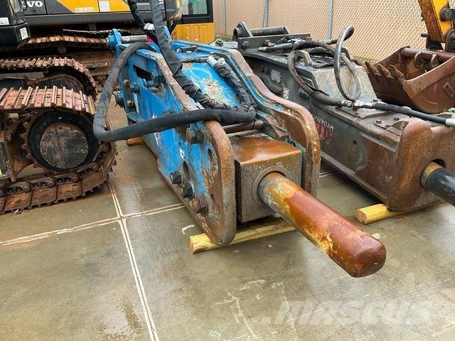 Okada Top 400 مطارق / كسارات