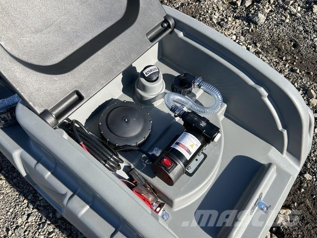  Olsen DD200 صهاريج الوقود والصهاريج الإضافية