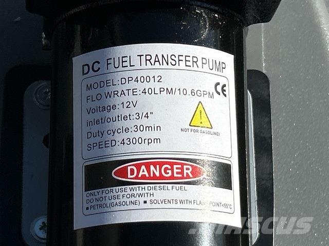  Olsen DD500 صهاريج الوقود والصهاريج الإضافية