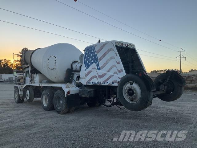 Oshkosh  شاحنات أخرى