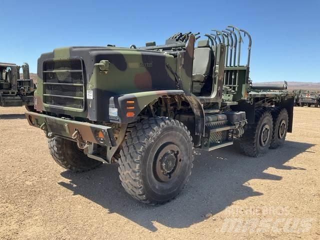 Oshkosh AMK23A1 شاحنات ذات هيكل صندوقي