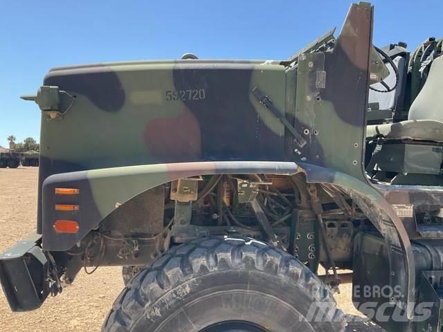 Oshkosh AMK23A1 شاحنات ذات هيكل صندوقي