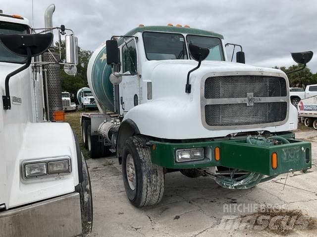 Oshkosh F2346 شاحنات أخرى
