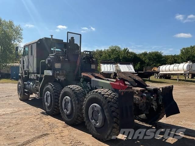 Oshkosh M1070 مركبات إصلاح الأعطال