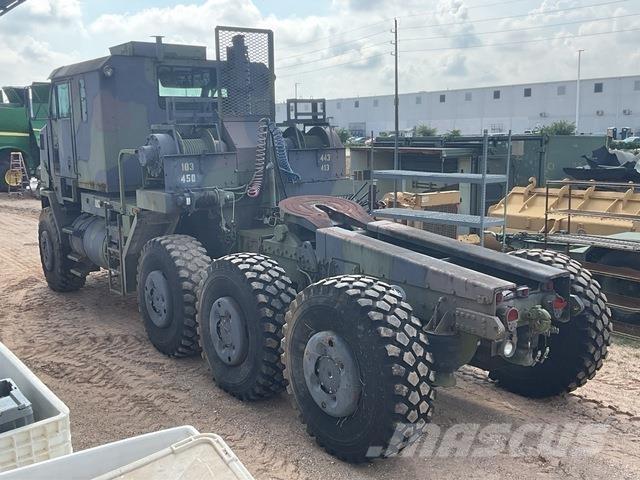 Oshkosh M1070 مركبات إصلاح الأعطال