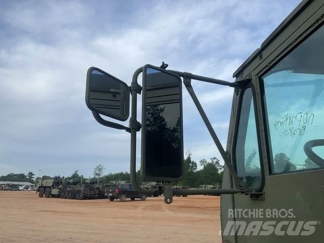 Oshkosh MKR18 شاحنات أخرى